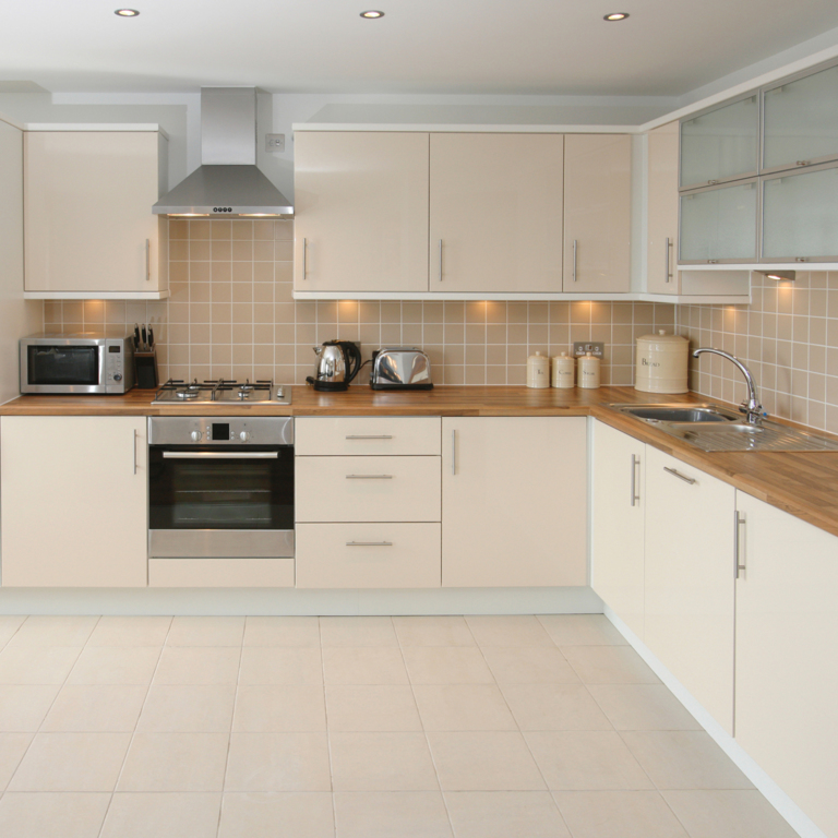 Britile LTD Professional Tiling Tiler In Pinner Tiler in North