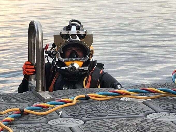 Commercial Divers Divers UK (International) Ltd Commercial Divers