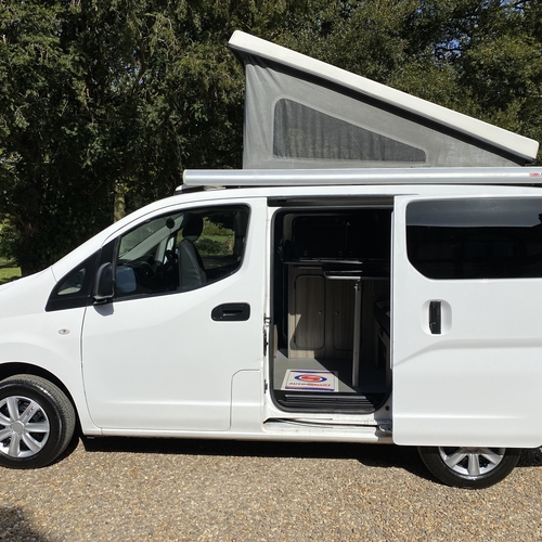 2011 Nissan NV200 SE 1.5 DCi Camper Van 2 Berth PRO Conversion 50+MPG