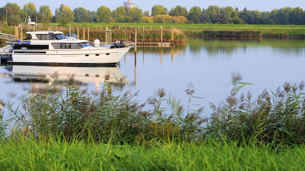 Barges and Boat Mooring