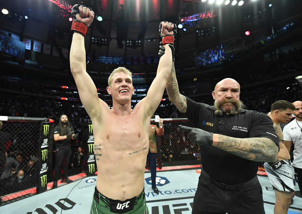 First Round KO!