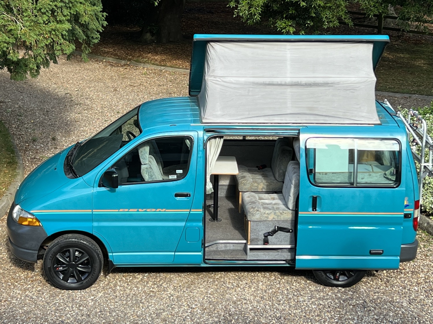 Devon Sunrise Toyota Hiace 2000 model Camper Van 2 Berth 2.4TD Heating ...