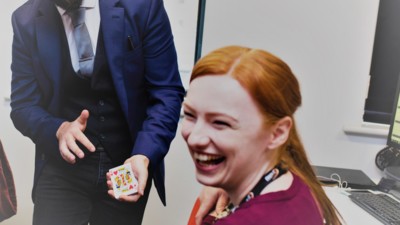 Magician Cardiff, Wedding Entertainer Cardiff, Magician Corporate Events Cardiff